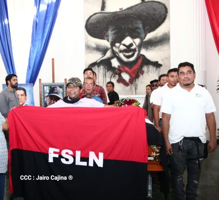 Reconocimiento al Héroe de la Paz y del Amor, Compañero Bismarck Martínez