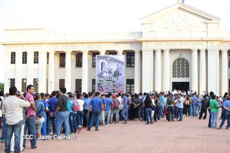 Reconocimiento al Héroe de la Paz y del Amor, Compañero Bismarck Martínez