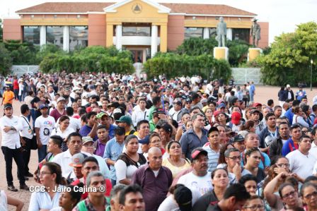 Reconocimiento al Héroe de la Paz y del Amor, Compañero Bismarck Martínez