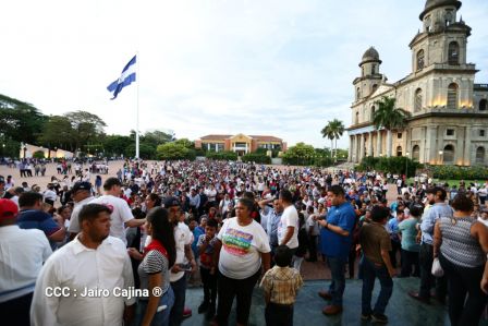 Reconocimiento al Héroe de la Paz y del Amor, Compañero Bismarck Martínez