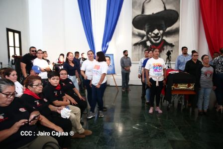 Reconocimiento al Héroe de la Paz y del Amor, Compañero Bismarck Martínez