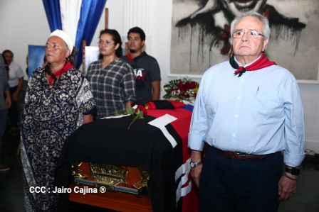 Reconocimiento al Héroe de la Paz y del Amor, Compañero Bismarck Martínez