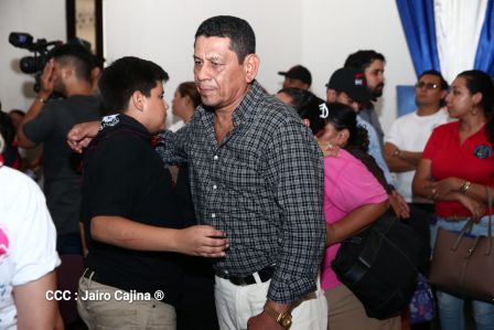 Reconocimiento al Héroe de la Paz y del Amor, Compañero Bismarck Martínez