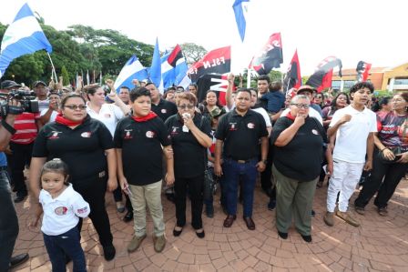 Reconocimiento al Héroe de la Paz y del Amor, Compañero Bismarck Martínez