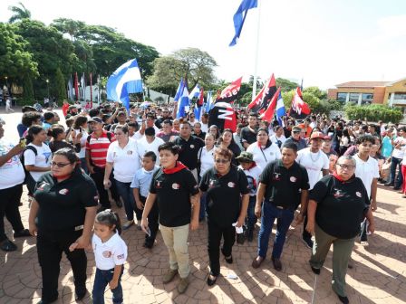 Reconocimiento al Héroe de la Paz y del Amor, Compañero Bismarck Martínez