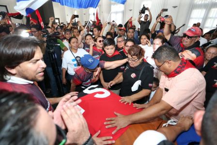 Reconocimiento al Héroe de la Paz y del Amor, Compañero Bismarck Martínez