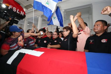 Reconocimiento al Héroe de la Paz y del Amor, Compañero Bismarck Martínez