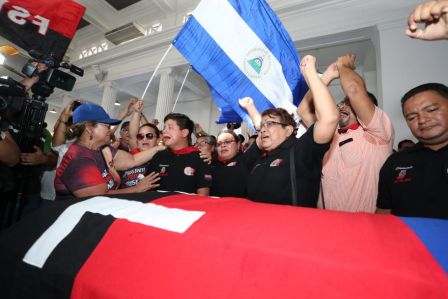 Reconocimiento al Héroe de la Paz y del Amor, Compañero Bismarck Martínez