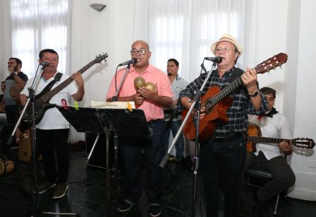 Reconocimiento al Héroe de la Paz y del Amor, Compañero Bismarck Martínez