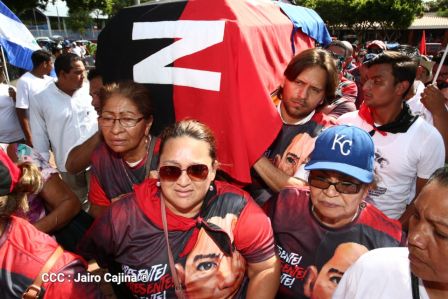 Reconocimiento al Héroe de la Paz y del Amor, Compañero Bismarck Martínez
