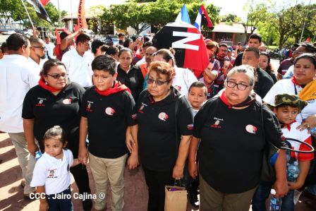 Reconocimiento al Héroe de la Paz y del Amor, Compañero Bismarck Martínez