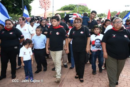 Reconocimiento al Héroe de la Paz y del Amor, Compañero Bismarck Martínez