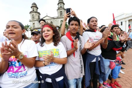 Reconocimiento al Héroe de la Paz y del Amor, Compañero Bismarck Martínez