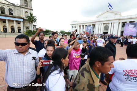 Reconocimiento al Héroe de la Paz y del Amor, Compañero Bismarck Martínez