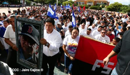 Reconocimiento al Héroe de la Paz y del Amor, Compañero Bismarck Martínez