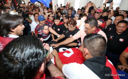 Reconocimiento al Héroe de la Paz y del Amor, Compañero Bismarck Martínez