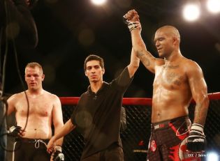 Combate Mayorga VS. Checho