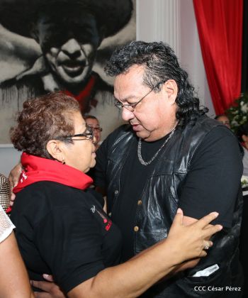 Reconocimiento al Héroe de la Paz y del Amor, Compañero Bismarck Martínez