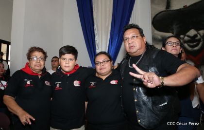 Reconocimiento al Héroe de la Paz y del Amor, Compañero Bismarck Martínez