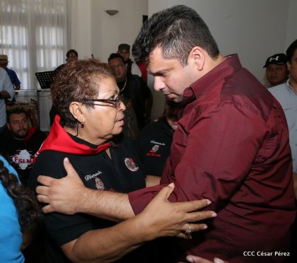 Reconocimiento al Héroe de la Paz y del Amor, Compañero Bismarck Martínez