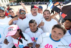 Homenaje al héroe del amor Bismarck Martínez