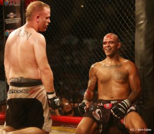 Combate Mayorga VS. Checho