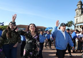 Homenaje al héroe del amor Bismarck Martínez