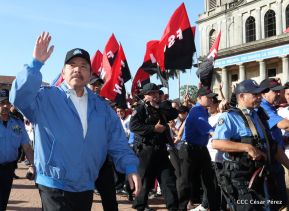 Homenaje al héroe del amor Bismarck Martínez