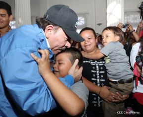 Homenaje al héroe del amor Bismarck Martínez