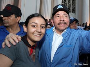 Homenaje al héroe del amor Bismarck Martínez