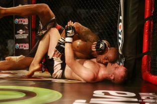 Combate Mayorga VS. Checho