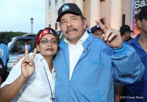 Homenaje al héroe del amor Bismarck Martínez