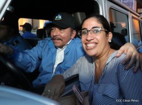 Homenaje al héroe del amor Bismarck Martínez