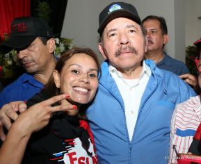 Homenaje al héroe del amor Bismarck Martínez