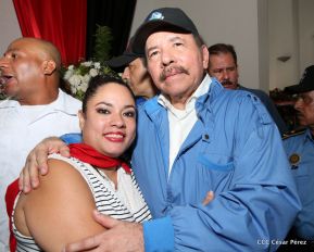 Homenaje al héroe del amor Bismarck Martínez