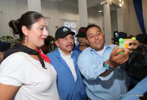 Homenaje al héroe del amor Bismarck Martínez