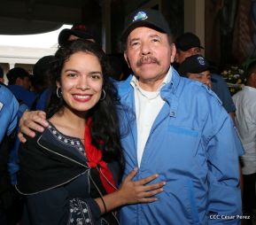 Homenaje al héroe del amor Bismarck Martínez