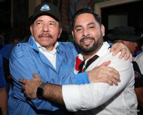 Homenaje al héroe del amor Bismarck Martínez