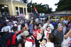 Homenaje al héroe del amor Bismarck Martínez