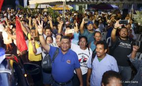 Homenaje al héroe del amor Bismarck Martínez