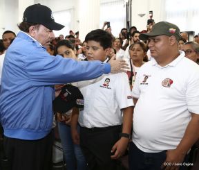 Homenaje al héroe del amor Bismarck Martínez