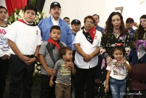 Homenaje al héroe del amor Bismarck Martínez