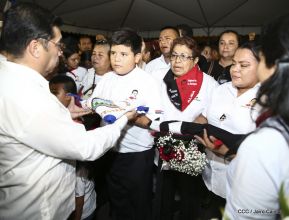 Homenaje al héroe del amor Bismarck Martínez