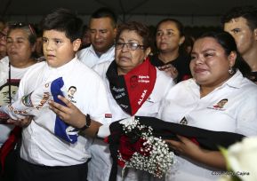 Homenaje al héroe del amor Bismarck Martínez