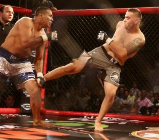 Combate Mayorga VS. Checho