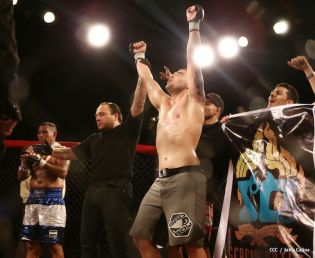 Combate Mayorga VS. Checho