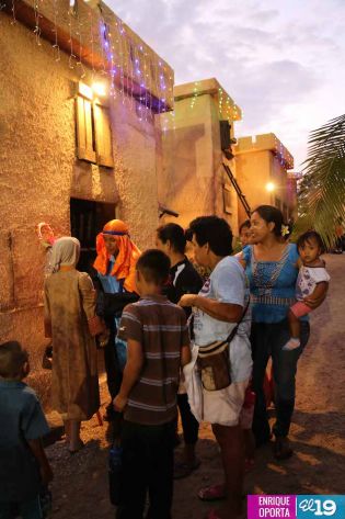 Familias visitan con devoción Ciudad Belén