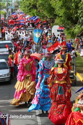 León celebra 40 aniversario de su liberación