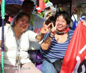 León celebra 40 aniversario de su liberación