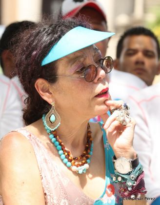 Comandante Carlos Fonseca, aquí estamos siempre luchando por la paz, porque queremos la paz